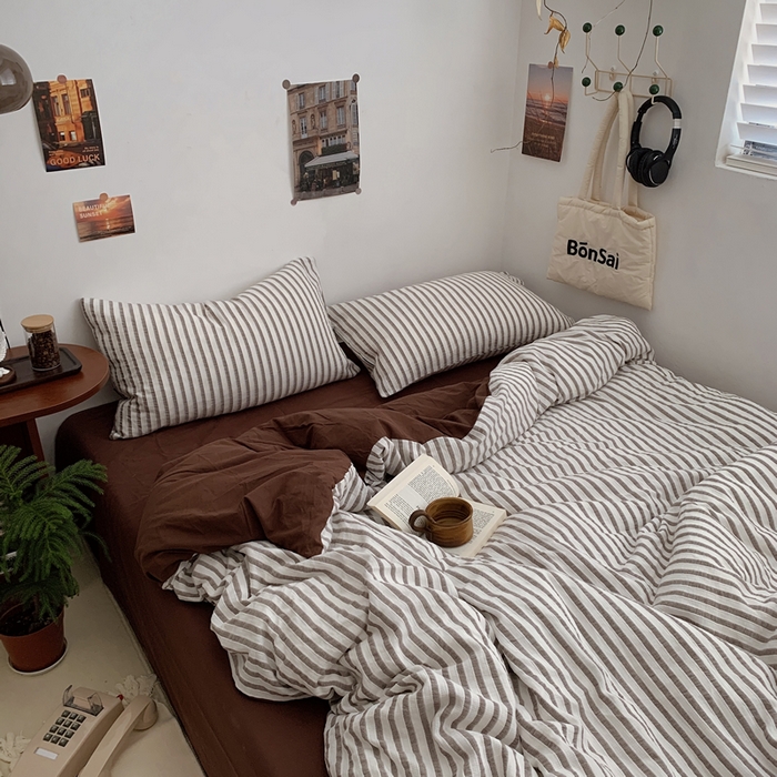 91家纺网 家纺一手货源 找家纺 （总）柚可家居 2024新款40支色织条纹提花咖啡条纹水洗棉四件套（送手提袋）