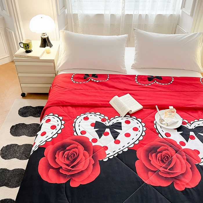 91家纺网 家纺一手货源 找家纺 VIP被业 2025新款外贸印花夏被 热恋