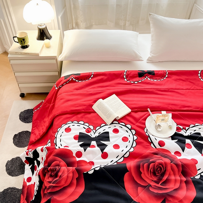 91家纺网 家纺一手货源 找家纺 VIP被业 2025新款外贸印花夏被 热恋