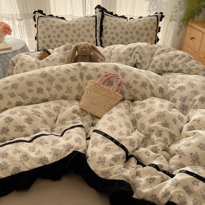 91家纺网 家纺一手货源 找家纺 繁花家居 2025新款云感木棉花边款法式印花四件套 虞美人