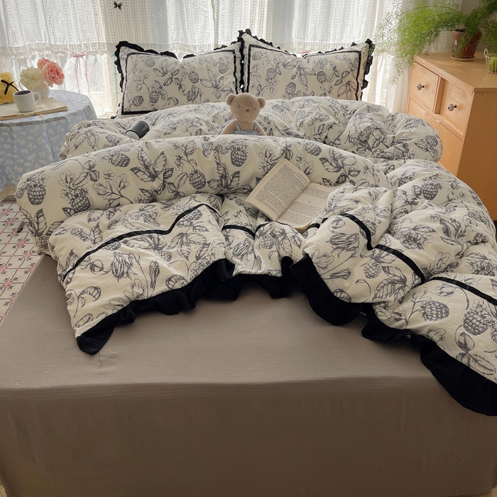 91家纺网 家纺一手货源 找家纺 繁花家居 2025新款云感木棉花边款法式印花四件套 常青藤