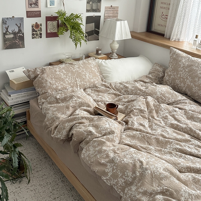 91家纺网 家纺一手货源 找家纺 柚可家居 2024新款三层纱浮雕提花四件套（送手提袋） 巴山夜雨-浅咖（送手提袋）