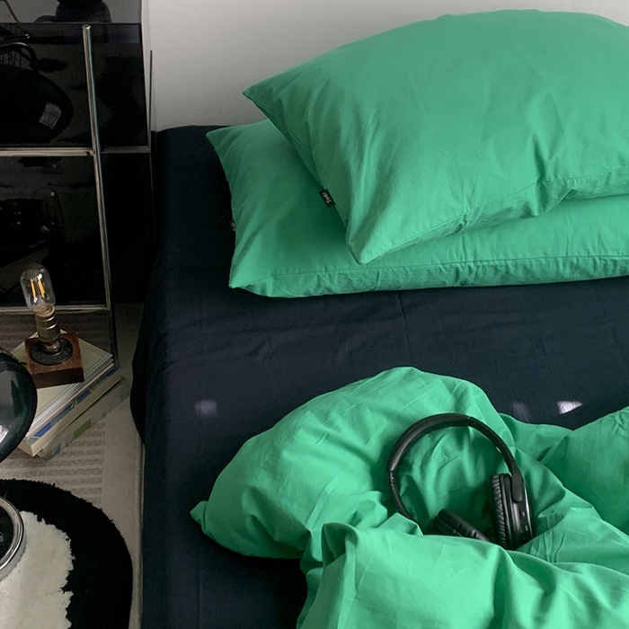 91家纺网 家纺一手货源 找家纺 柚可家居 2025新款40支全棉色织水洗棉四件套--绿箭 绿箭（枕套森绿+藏蓝）