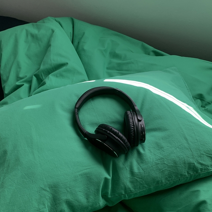 91家纺网 家纺一手货源 找家纺 柚可家居 2025新款40支全棉色织水洗棉四件套--绿箭 绿箭（枕套森绿+藏蓝）