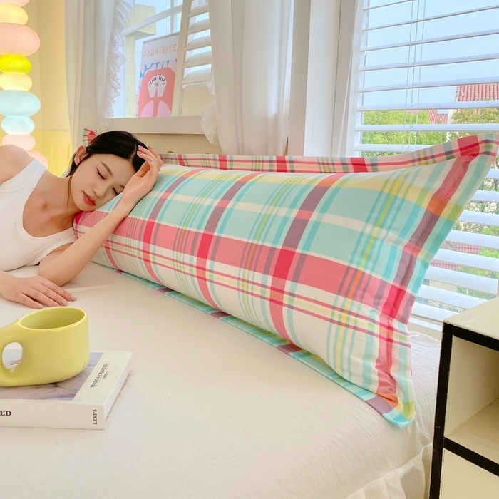 91家纺网 家纺一手货源 找家纺 雨彤家纺 2025年新款A类条纹水洗棉枕套 春彩格