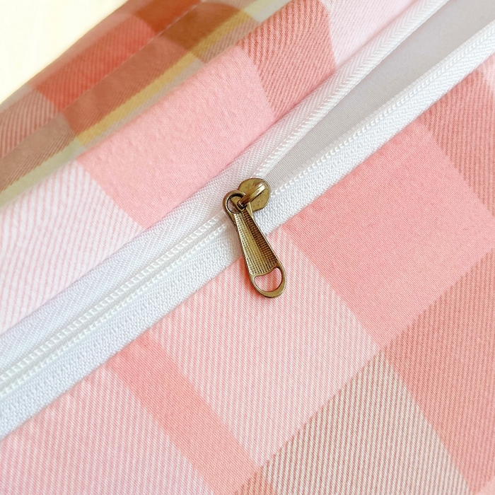 91家纺网 家纺一手货源 找家纺 雨彤家纺 2025年新款A类条纹水洗棉枕套 曼迪格