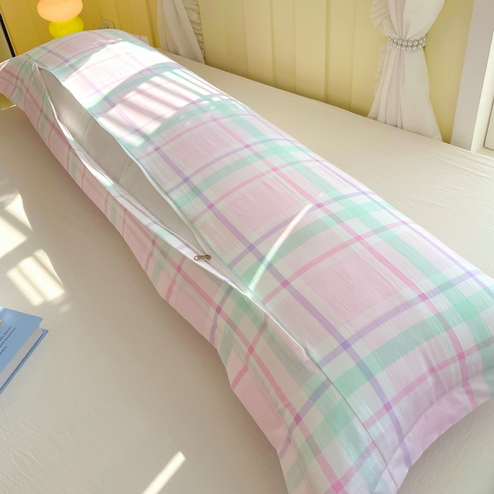 91家纺网 家纺一手货源 找家纺 雨彤家纺 2025年新款A类条纹水洗棉枕套 百川-红