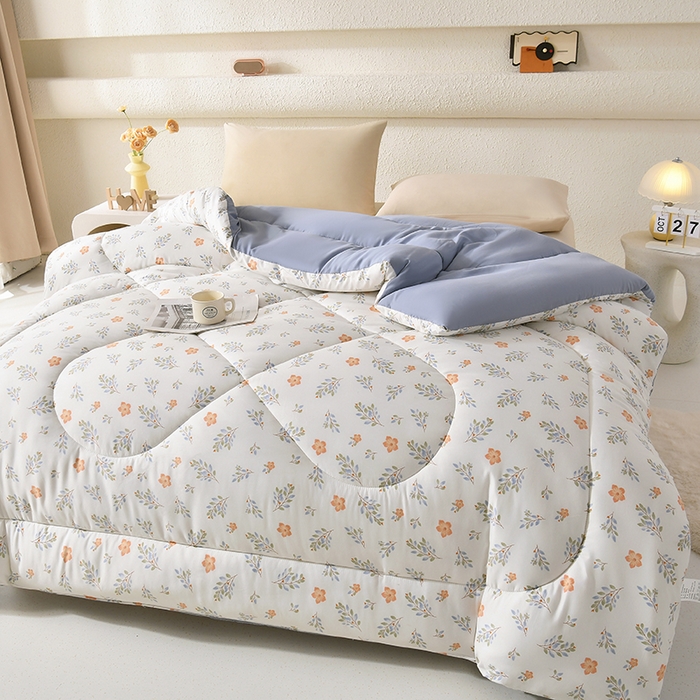 91家纺网 家纺一手货源 找家纺 无瑕家居 2025年新款水洗棉冬被春秋被被子被芯床褥被芯学生宿舍被子被芯 ​​絮语花间​