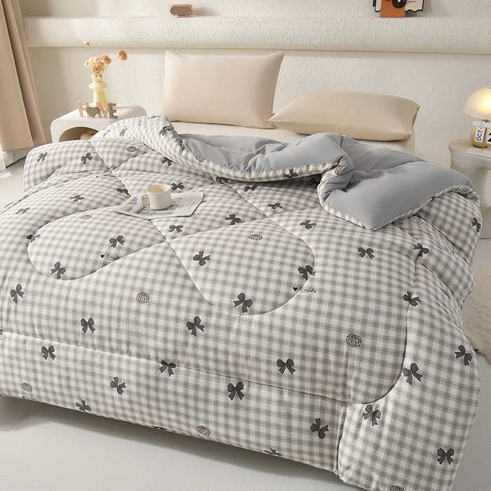 91家纺网 家纺一手货源 找家纺 无瑕家居 2025年新款水洗棉冬被春秋被被子被芯床褥被芯学生宿舍被子被芯 蝴蝶格灰