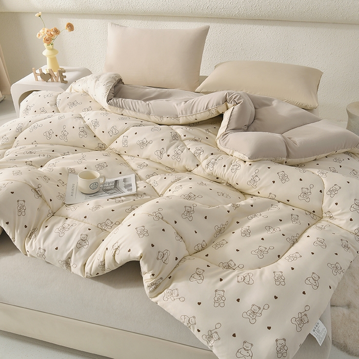 91家纺网 家纺一手货源 找家纺 无瑕家居 2025年新款水洗棉冬被春秋被被子被芯床褥被芯学生宿舍被子被芯 暖心小熊