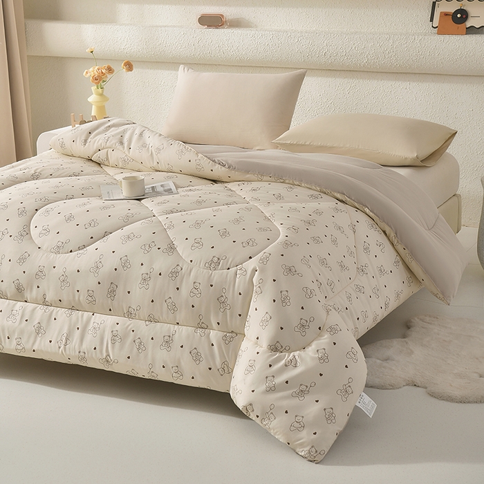 91家纺网 家纺一手货源 找家纺 无瑕家居 2025年新款水洗棉冬被春秋被被子被芯床褥被芯学生宿舍被子被芯 暖心小熊