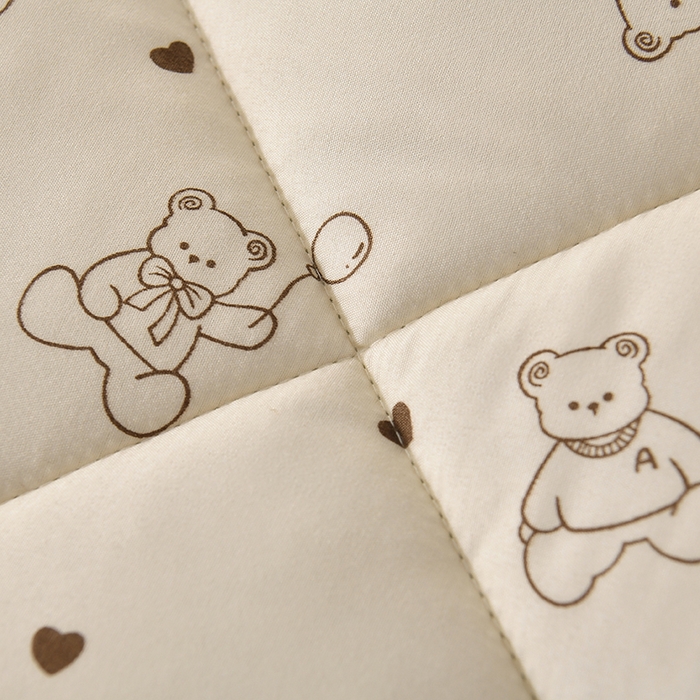 91家纺网 家纺一手货源 找家纺 无瑕家居 2025年新款水洗棉冬被春秋被被子被芯床褥被芯学生宿舍被子被芯 暖心小熊