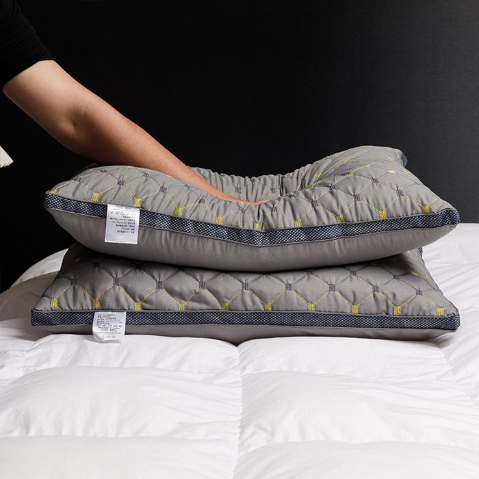 91家纺网 家纺一手货源 找家纺 佳尚枕芯2025新款满天星透气绗绣羽丝绒枕芯枕头 灰色48x74cm-高枕/只