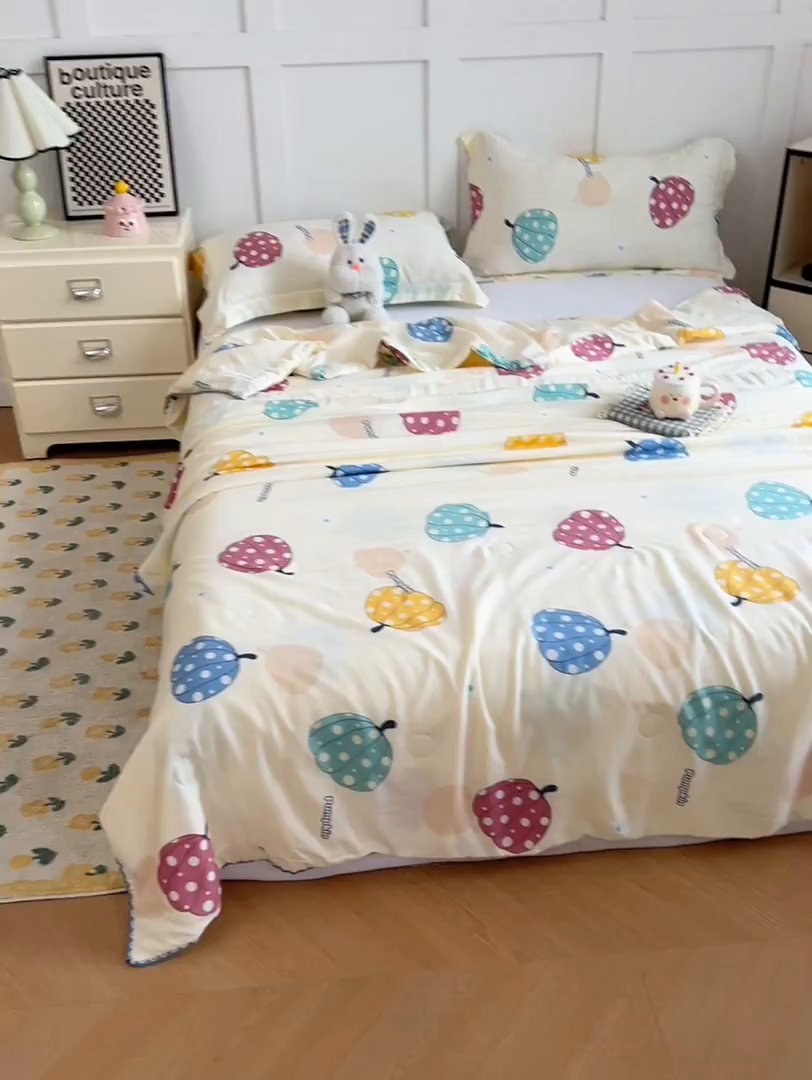 91家纺网 家纺一手货源 找家纺 VIP被业 2025新款书香绸网红直播小红书夏凉被凉感冰丝天丝夏被 南瓜乐园