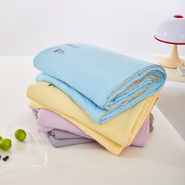 91家纺网 家纺一手货源 找家纺 （总）VIP被业 2025新款云母凉感丝日本凉感科技冰淇淋氨纶天丝纯色夏被空调被