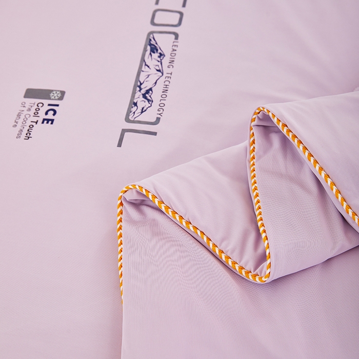 91家纺网 家纺一手货源 找家纺 VIP被业 2025新款云母凉感丝日本凉感科技冰淇淋氨纶天丝纯色夏被空调被 紫色