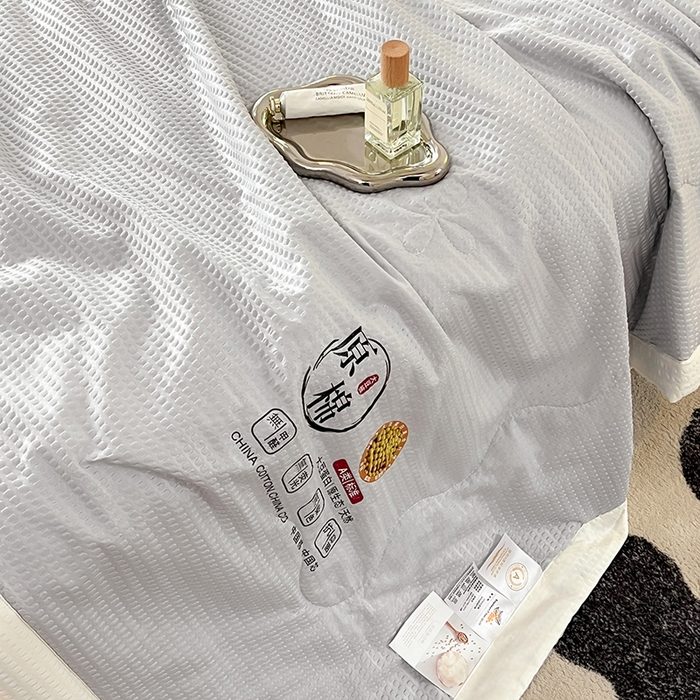 91家纺网 家纺一手货源 找家纺 VIP被业 2025新款原棉夏被针织棉大豆夏凉被子被芯夏被被子空调被 灰色