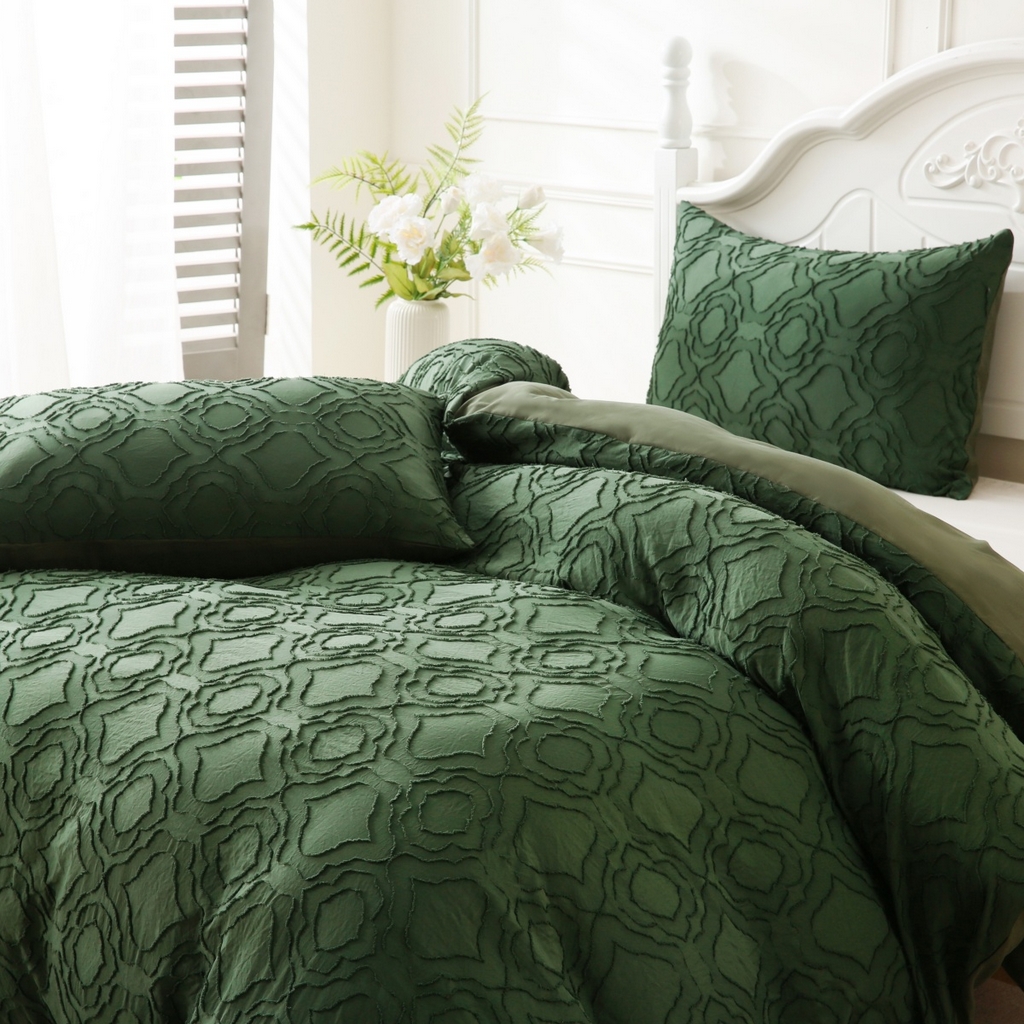 91家纺网 家纺一手货源 找家纺 （总）子不语家纺2025新款跨境外贸剪花簇绒纯色三件套亚马逊Temu速卖通Shein沃尔玛专供