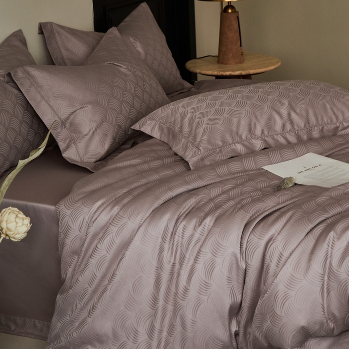 91家纺网 家纺一手货源 找家纺 顾家家居2025新款全棉提花四件套 璞野-瑰丽紫