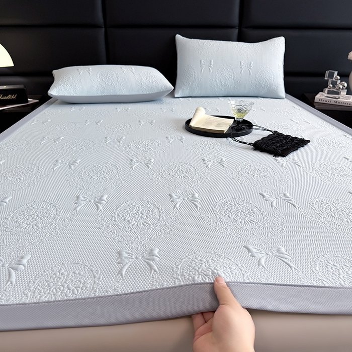 91家纺网 家纺一手货源 找家纺 （总）佰亿莱2025新款手捧花凉席床席床笠款