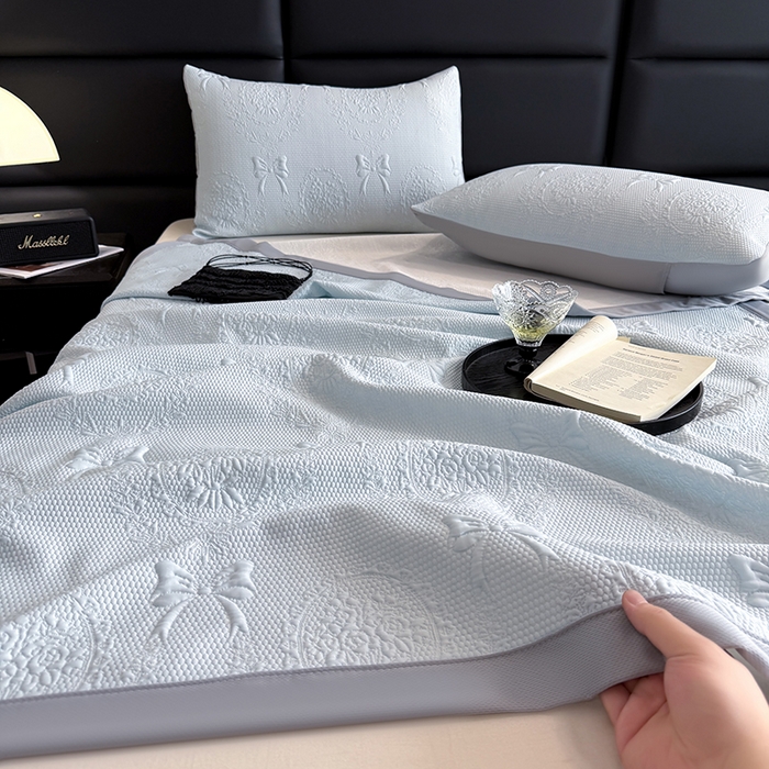 91家纺网 家纺一手货源 找家纺 （总）佰亿莱2025新款手捧花凉席床席床笠款