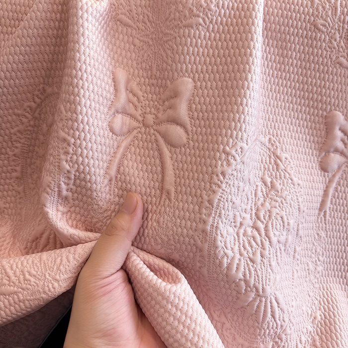 91家纺网 家纺一手货源 找家纺 佰亿莱2025新款手捧花凉席床席床笠款 床席手捧花粉