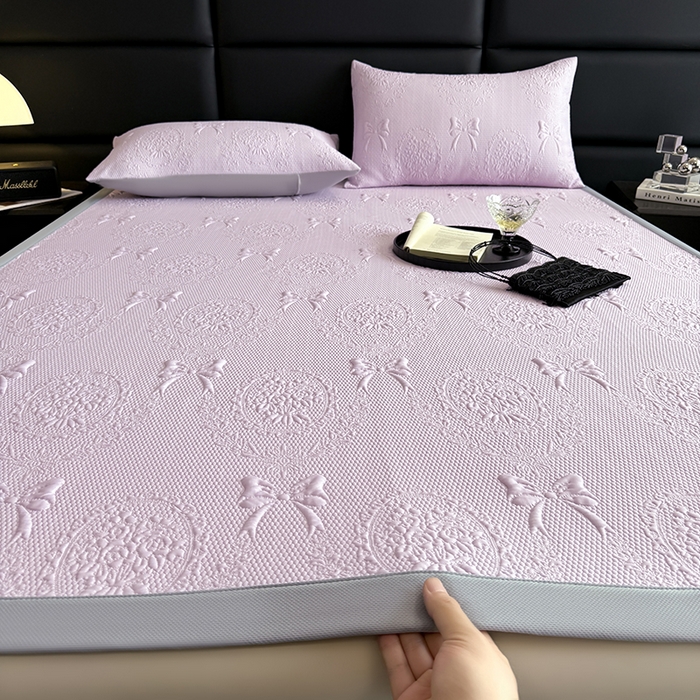 91家纺网 家纺一手货源 找家纺 佰亿莱2025新款手捧花凉席床席床笠款 床席手捧花紫