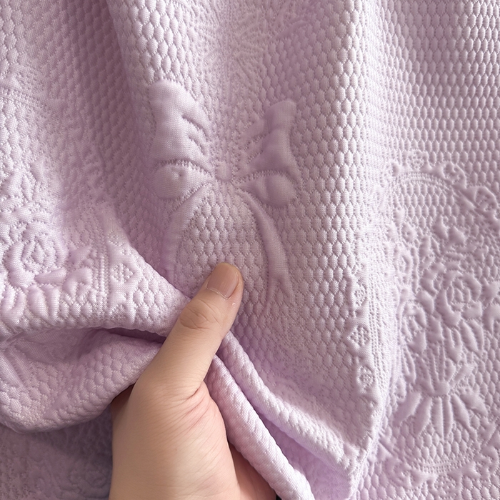 91家纺网 家纺一手货源 找家纺 佰亿莱2025新款手捧花凉席床席床笠款 床席手捧花紫