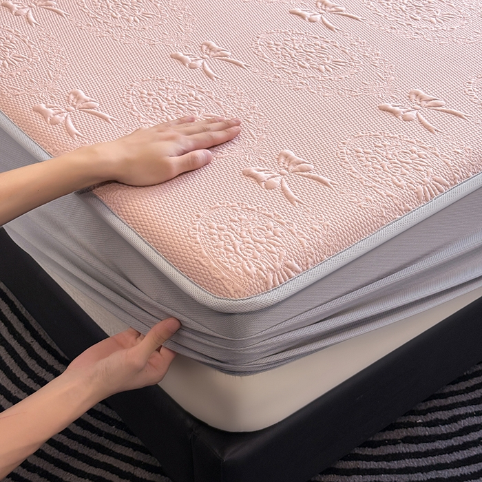 91家纺网 家纺一手货源 找家纺 佰亿莱2025新款手捧花凉席床席床笠款 手捧花粉