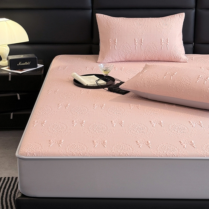 91家纺网 家纺一手货源 找家纺 佰亿莱2025新款手捧花凉席床席床笠款 手捧花粉