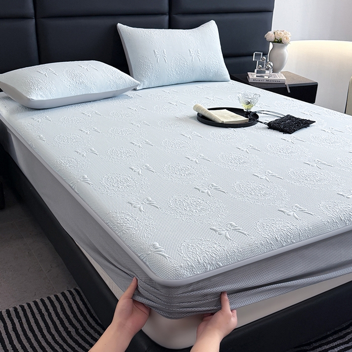 91家纺网 家纺一手货源 找家纺 佰亿莱2026新款手捧花凉席床席床笠款 手捧花蓝