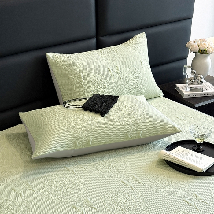 91家纺网 家纺一手货源 找家纺 佰亿莱2025新款手捧花凉席床席床笠款 手捧花绿