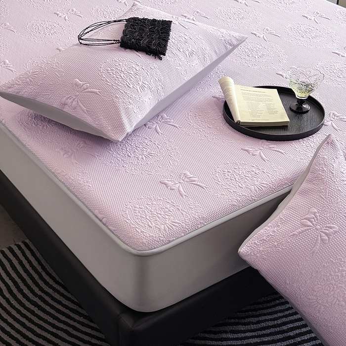 91家纺网 家纺一手货源 找家纺 佰亿莱2025新款手捧花凉席床席床笠款 手捧花紫