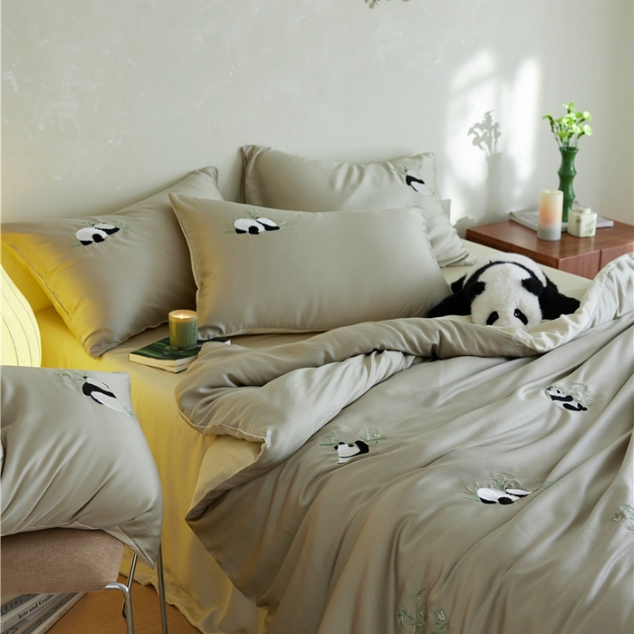 91家纺网 家纺一手货源 找家纺 佰亿莱2025新款奶牛天丝绣花四件套 绿