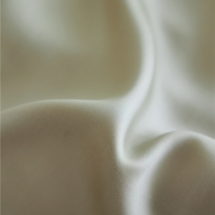 91家纺网 家纺一手货源 找家纺 佰亿莱2025新款奶牛天丝绣花四件套 绿