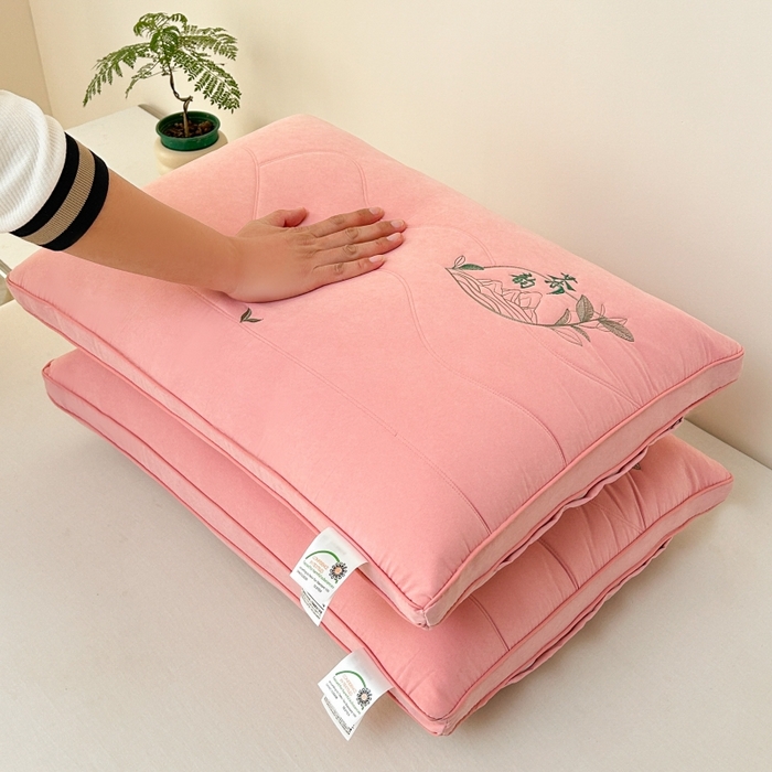 91家纺网 家纺一手货源 找家纺 佳尚枕芯 2025新款亲肤纯色刺绣枕茶韵枕芯枕头 粉色 48x74cm/只 高枕