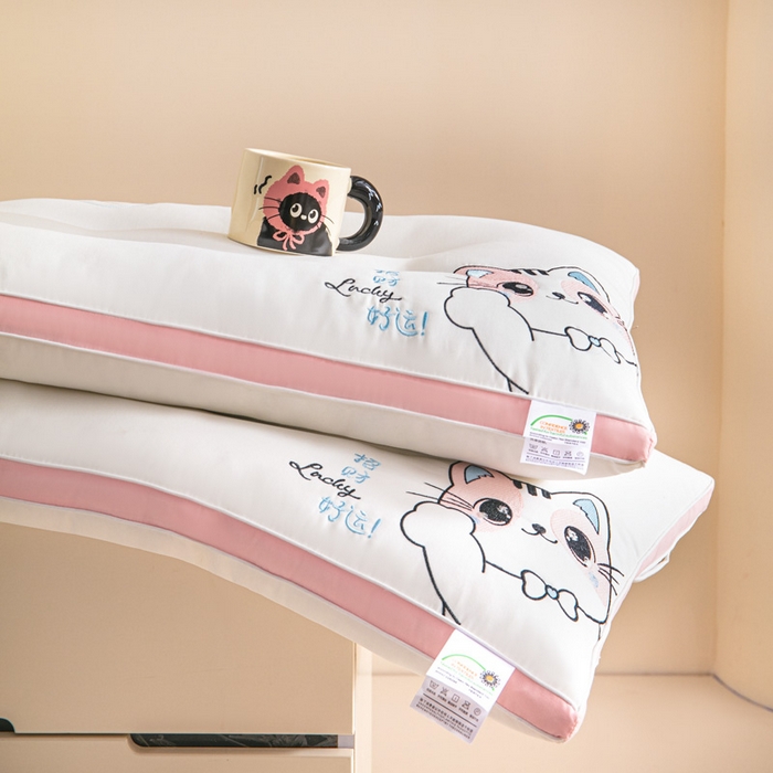 91家纺网 家纺一手货源 找家纺 （总）佳尚枕芯 2025新款情侣招财猫护颈枕 枕头枕芯