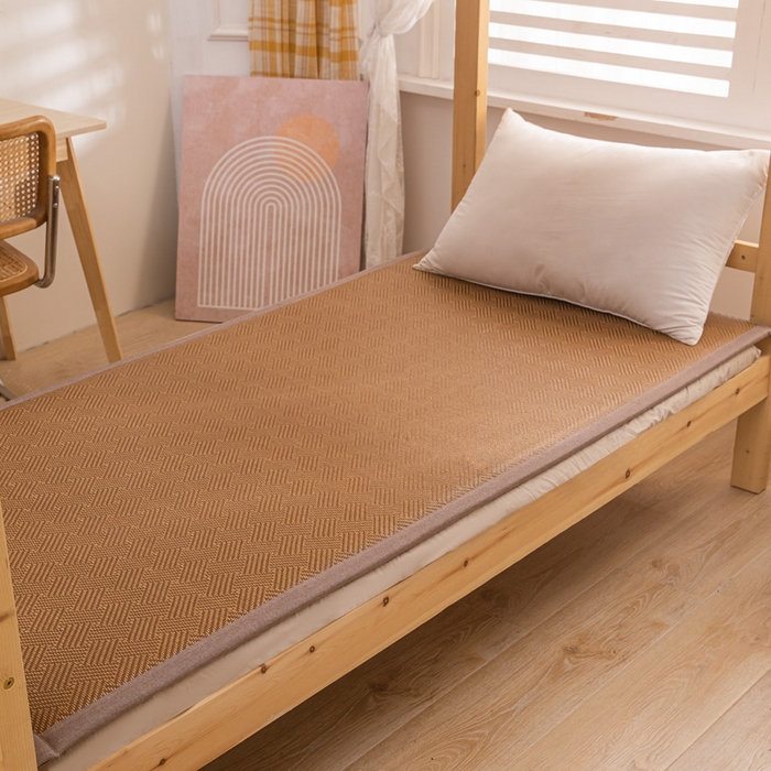 91家纺网 家纺一手货源 找家纺  （买家秀）（爆款花型 不断货）藤席地垫日式榻榻米床边垫子打地铺睡觉凉席藤席凉席床垫软垫学生宿舍床垫 饼干花（学生床）