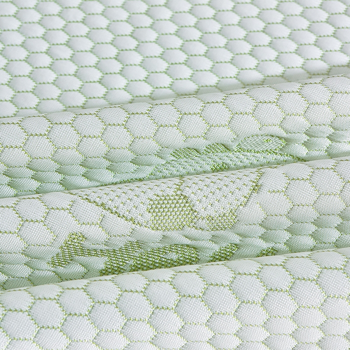 91家纺网 家纺一手货源 找家纺 赛丽雅 2025爆款A类凉感豆豆凉席三件套床裙款冰丝软席子床笠款凉席 卡皮巴拉-绿