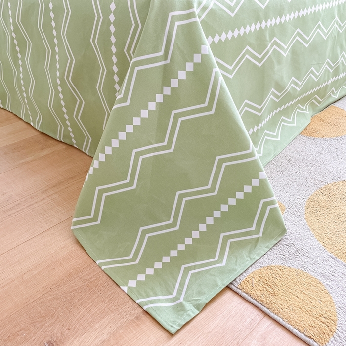 91家纺网 家纺一手货源 找家纺 简冠家纺 2025新款植物羊绒磨毛四件套 绅士熊-绿