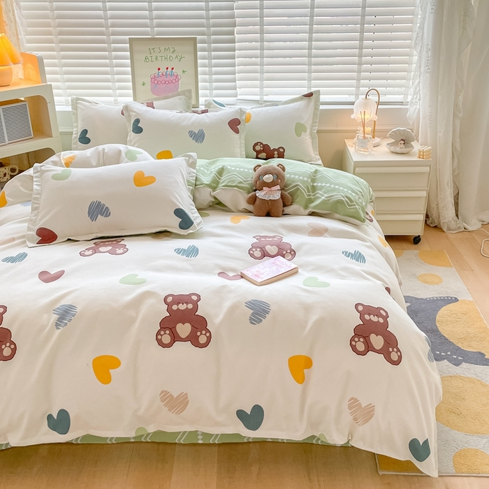 91家纺网 家纺一手货源 找家纺 简冠家纺 2025新款植物羊绒磨毛四件套 绅士熊-绿