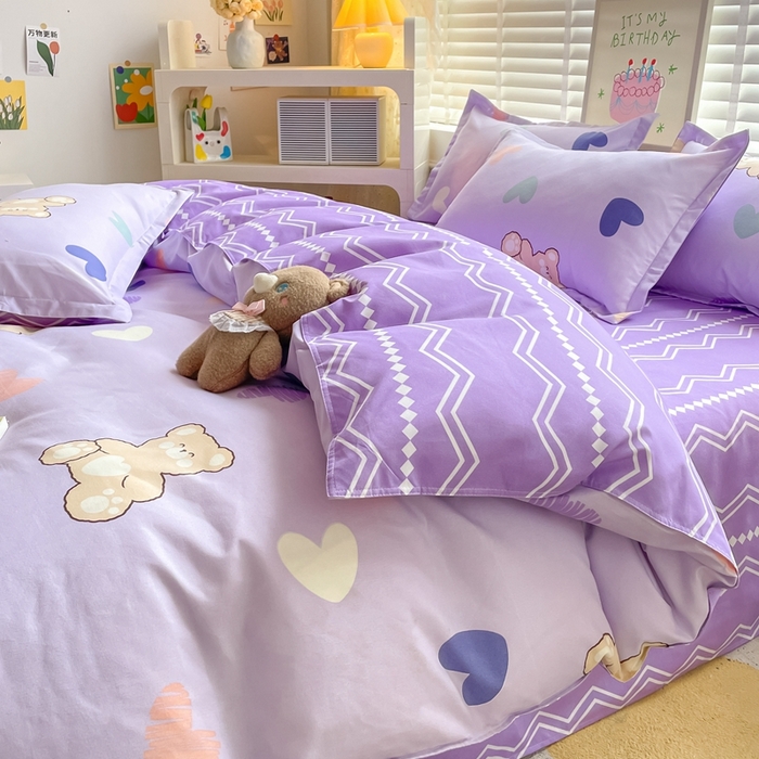 91家纺网 家纺一手货源 找家纺 简冠家纺 2025新款植物羊绒磨毛四件套 绅士熊-紫