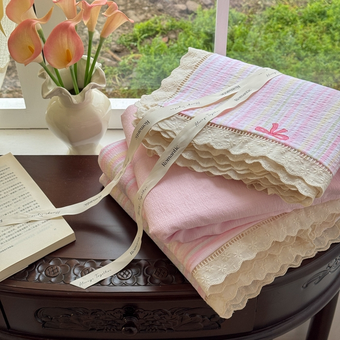 91家纺网 家纺一手货源 找家纺 艾特你 2025新款直播新款云感双层纱镂空花边四件套 花边款-蝴蝶结