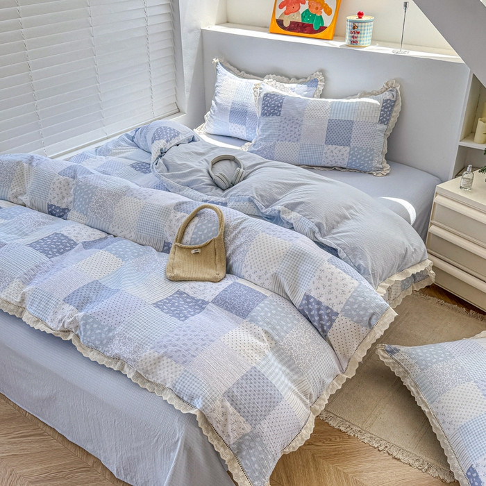 91家纺网 家纺一手货源 找家纺 艾特你 2025新款直播新款云感双层纱镂空花边四件套 花边款-半亩花田