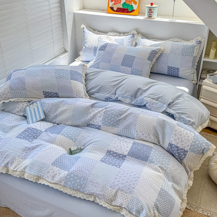 91家纺网 家纺一手货源 找家纺 艾特你 2025新款直播新款云感双层纱镂空花边四件套 花边款-半亩花田