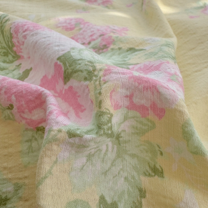 91家纺网 家纺一手货源 找家纺 艾特你 2025新款直播新款云感双层纱镂空花边四件套 花边款-安娜