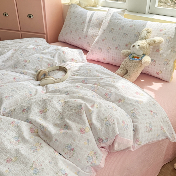 91家纺网 家纺一手货源 找家纺 艾特你 2025新款云感针织双层纱四件套 花漾甜心