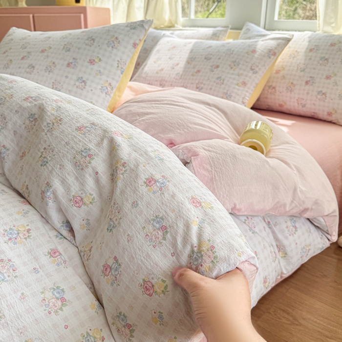 91家纺网 家纺一手货源 找家纺 艾特你 2025新款云感针织双层纱四件套 花漾甜心