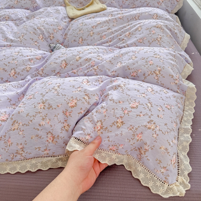 91家纺网 家纺一手货源 找家纺 艾特你 2025新款直播新款云感双层纱镂空花边四件套 花边款-花漫