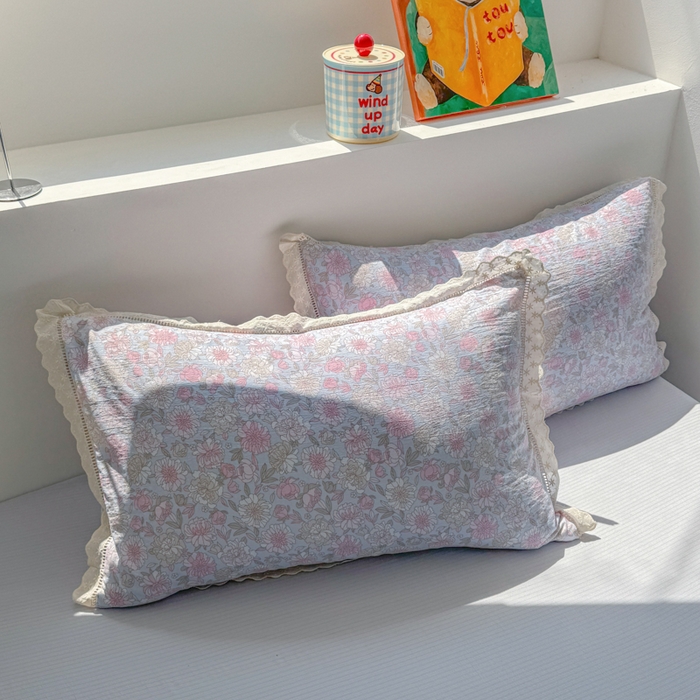 91家纺网 家纺一手货源 找家纺 艾特你 2025新款直播新款云感双层纱镂空花边四件套 花边款-蓝萱